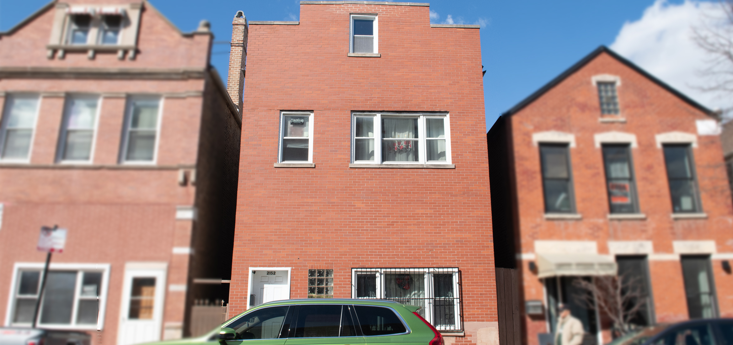 2 unit building in Pilsen